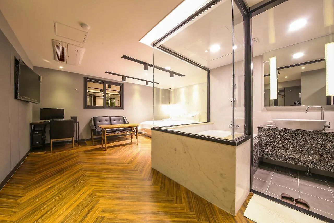 Hotel Smith Busan