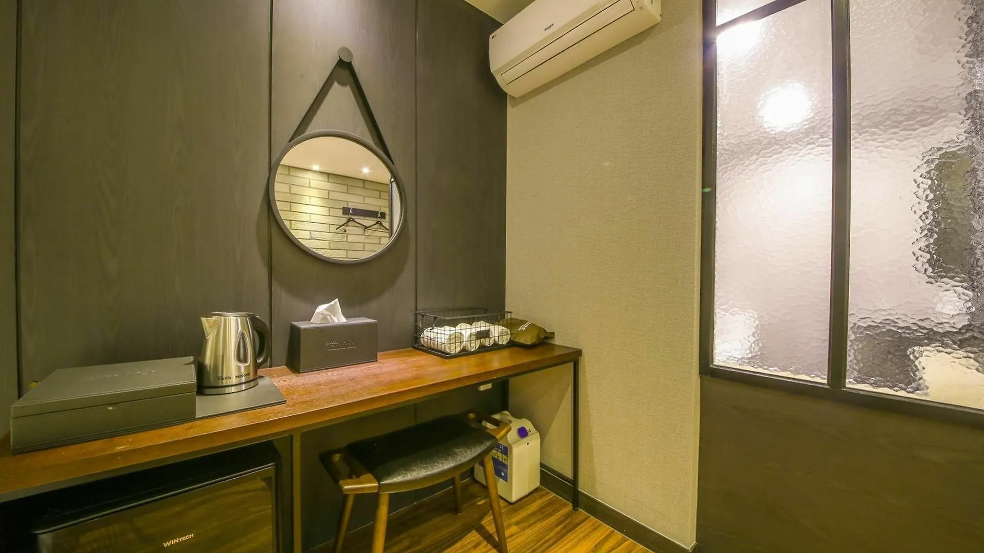 Hotel Smith Busan Motel